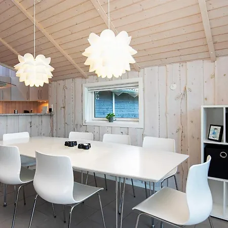 Сasa de vacaciones 8 Person In Humble-by Traum *